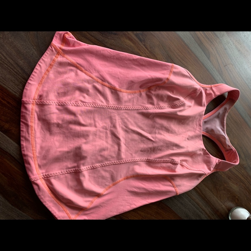 Lululemon tank